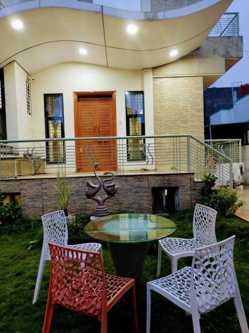 Private & Elegant 3Bhk Villa, Hillside Hideaway, 10 Mins From Mh Bus Stand Aurangabad  Buitenkant foto